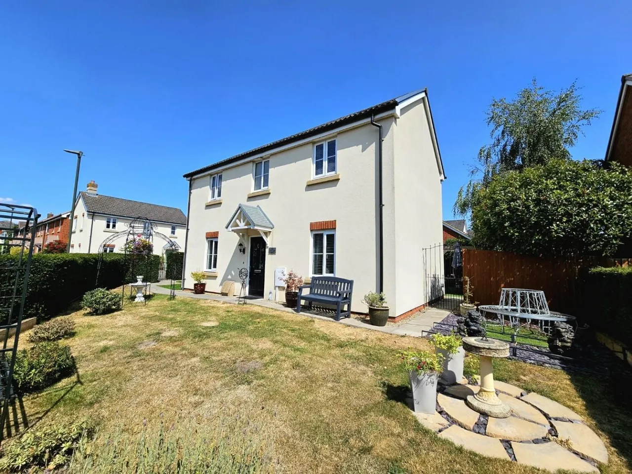 4 bed house for sale — Cromwell Close, Newtown, Berkeley
