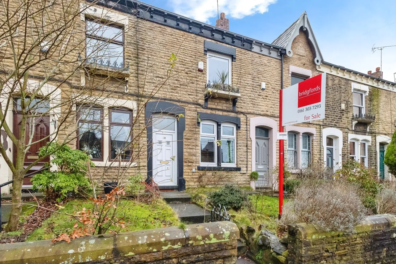 Huddersfield Road, Stalybridge, SK15, photo 3