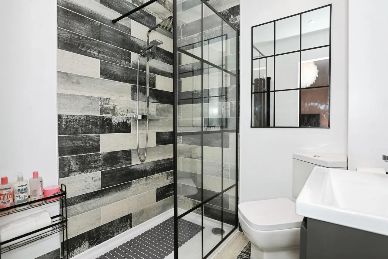Mornant Avenue, Hartford, CW8, photo 18