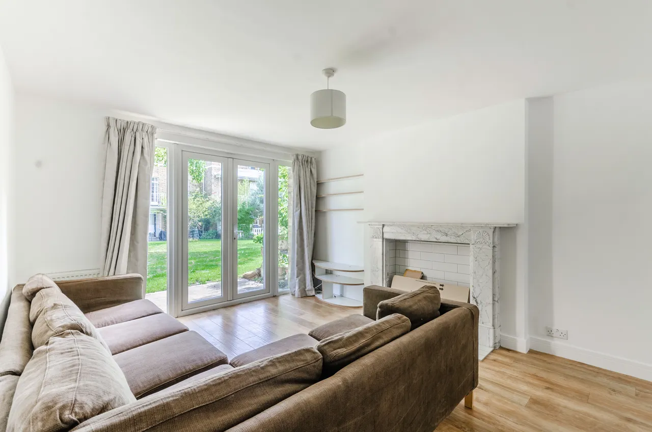 40 Langford Green, London, photo 10
