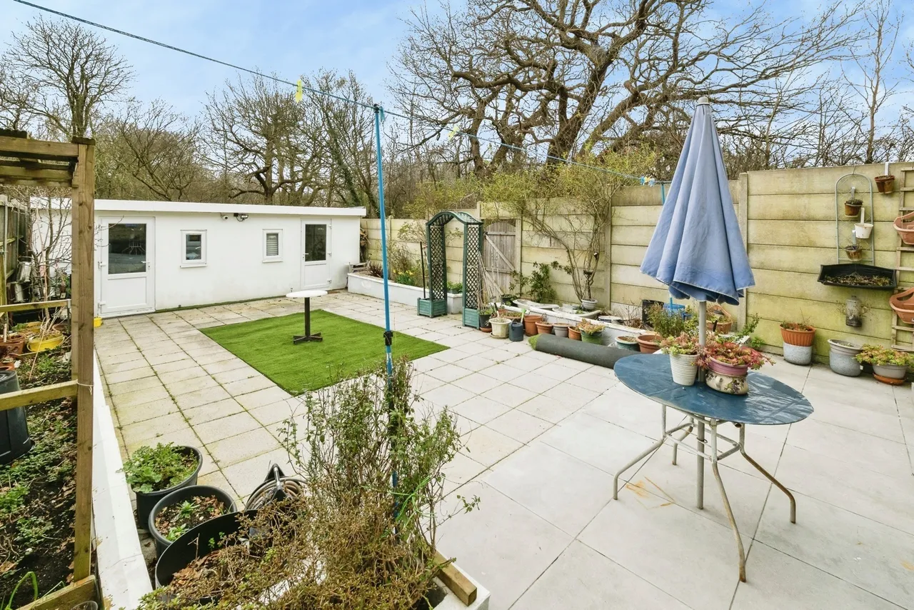 Chelmsford Road, LONDON, London, E18, photo 19