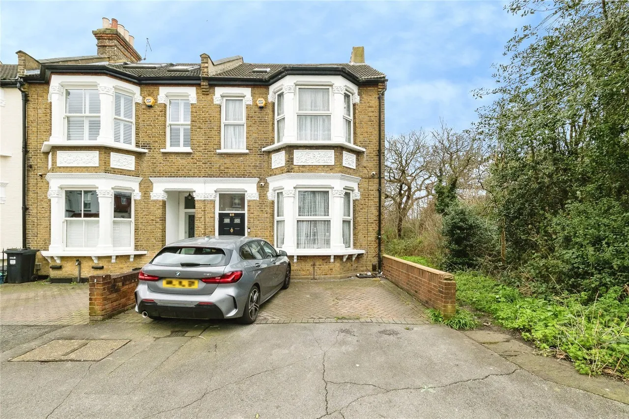 6 bed house for sale — Chelmsford Road, LONDON, London, E18