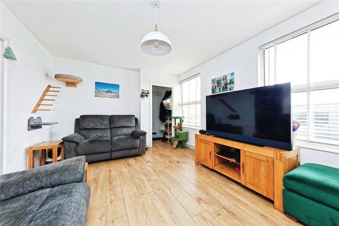Kings Road, Aylesham, Canterbury, Kent, CT3, photo 2
