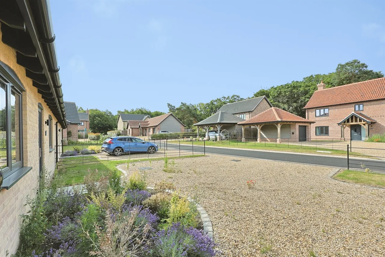 Shrubland Drive, Beetley, NR20, photo 15