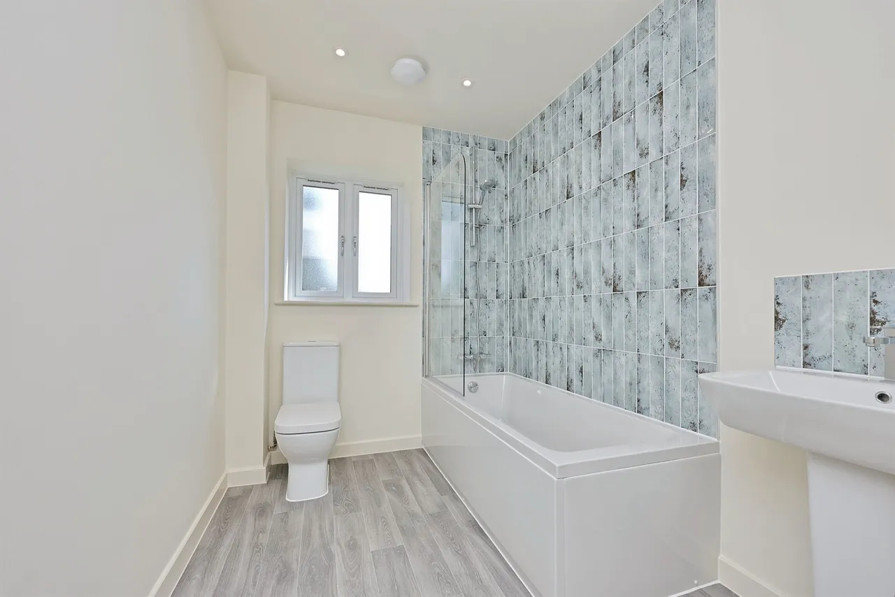 Shrubland Drive, Beetley, NR20, photo 11