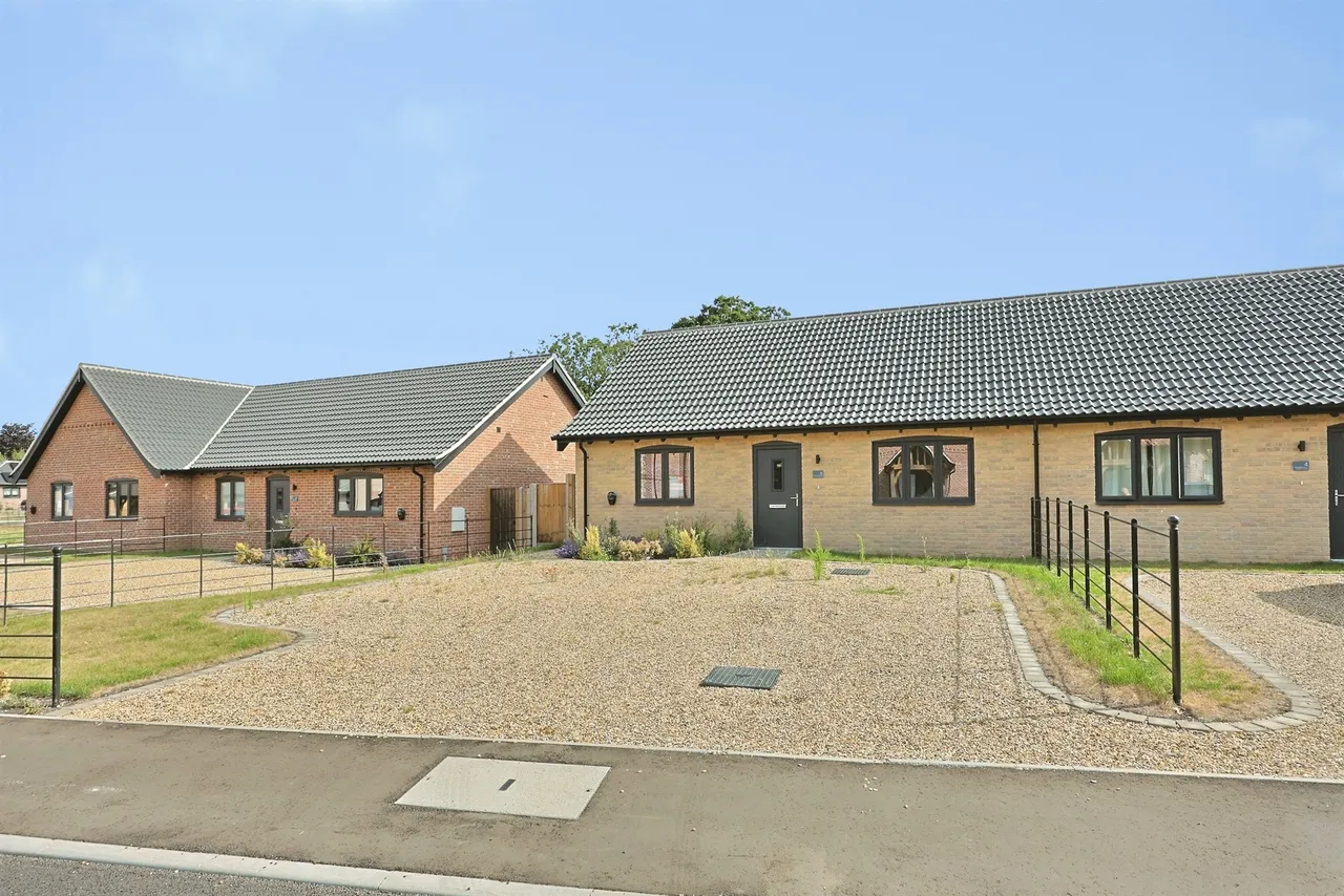 Shrubland Drive, Beetley, NR20, photo 14