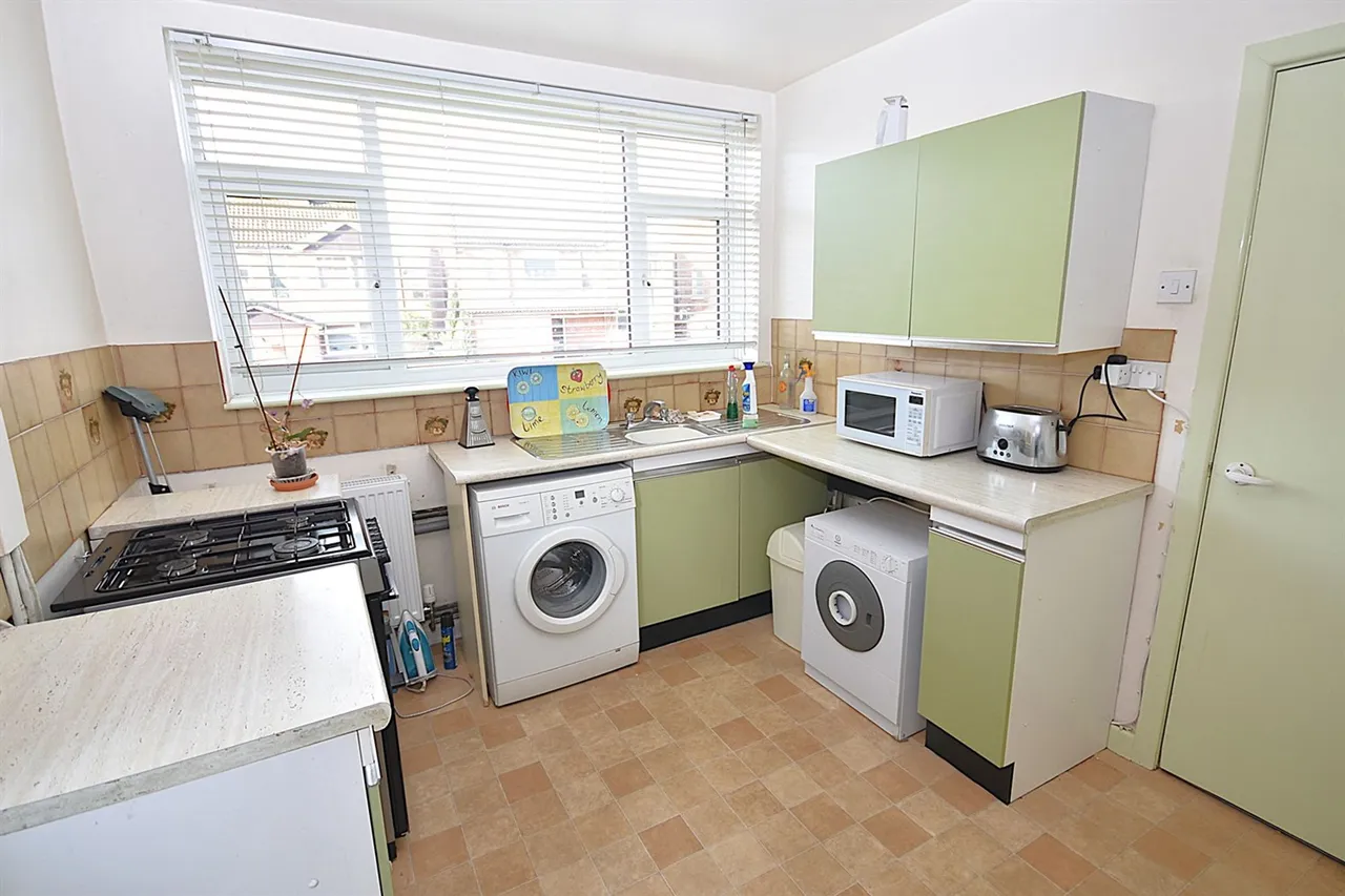 Sunningdale Road, Macclesfield, photo 3