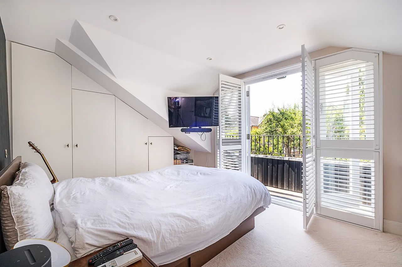 Albany Passage, Richmond, TW10, photo 6