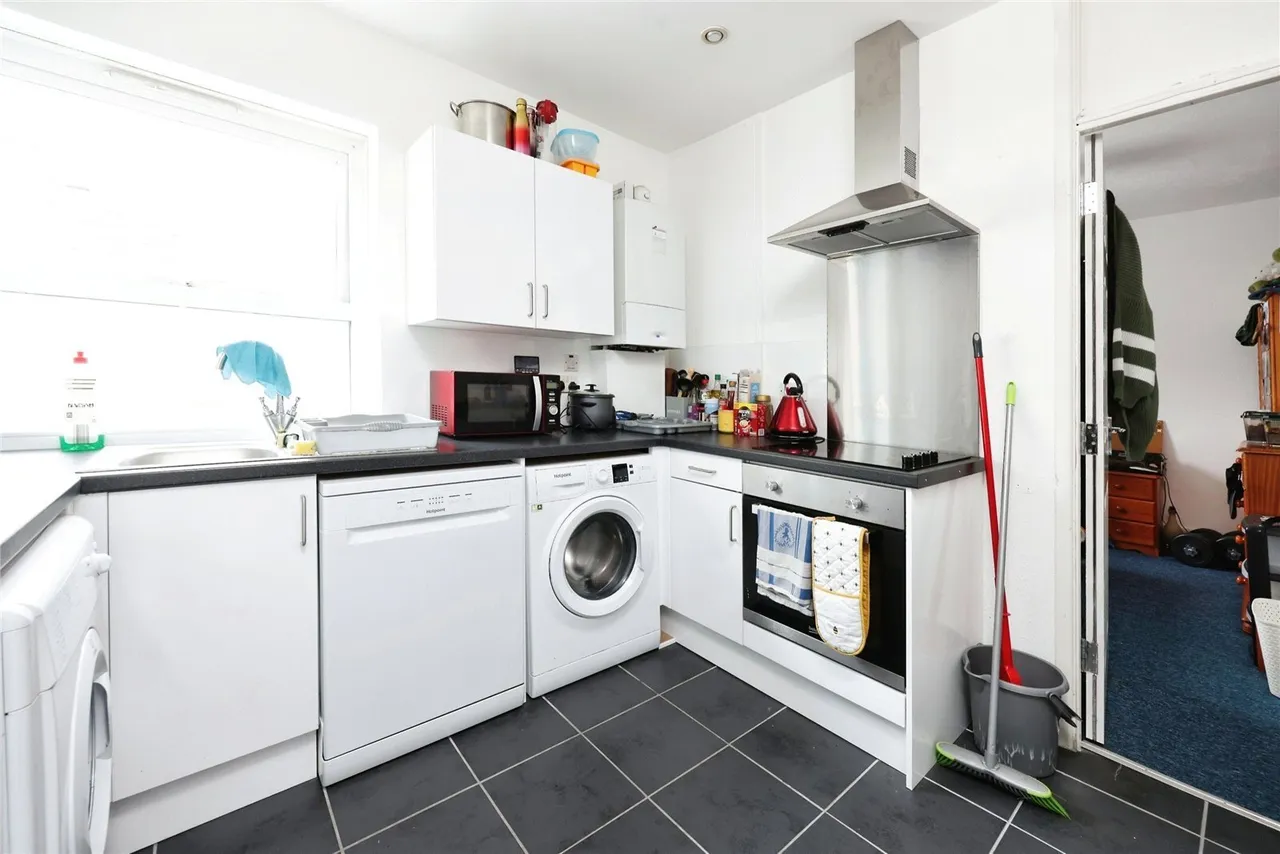 Clifton Street, Plymouth, PL4, photo 16