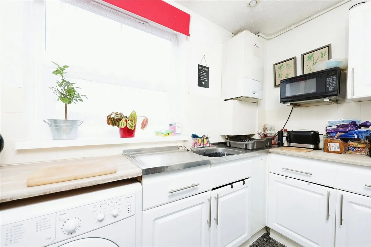 Clifton Street, Plymouth, PL4, photo 4