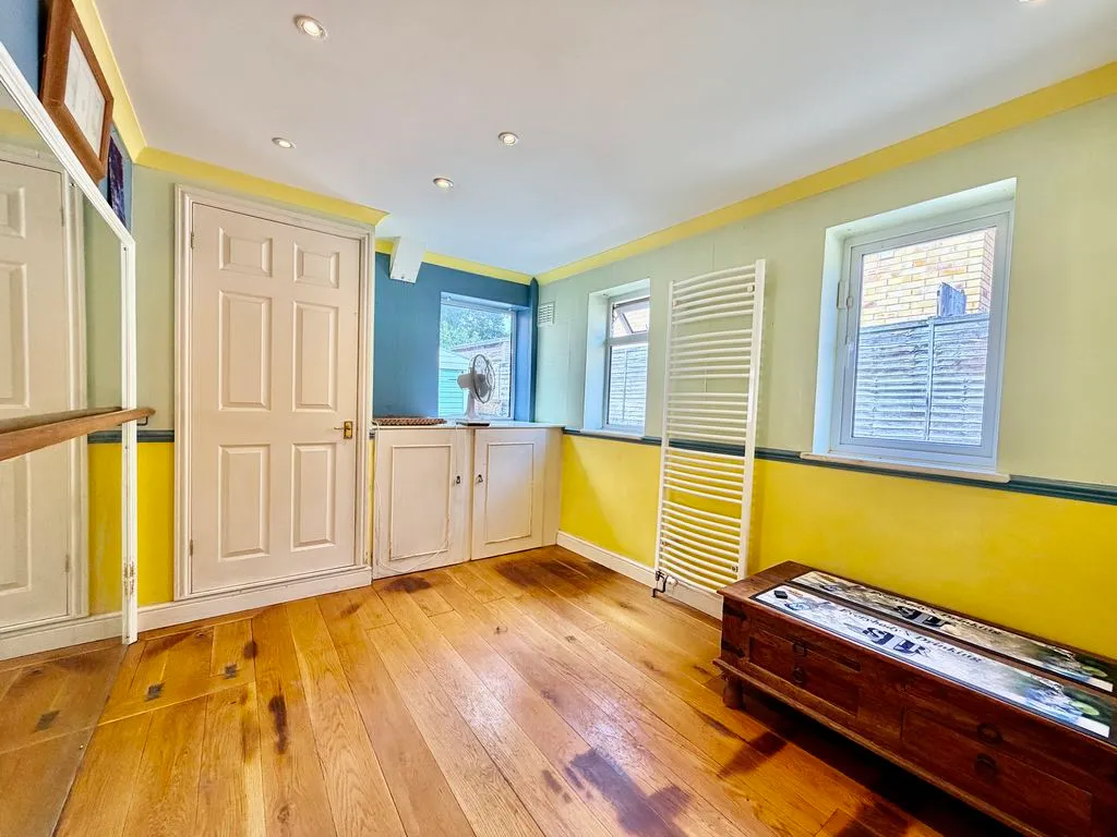 Philip Drive, Flackwell Heath, HP10, photo 8