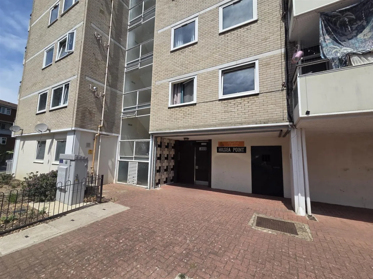 Wanborough Drive, London SW15, photo 7