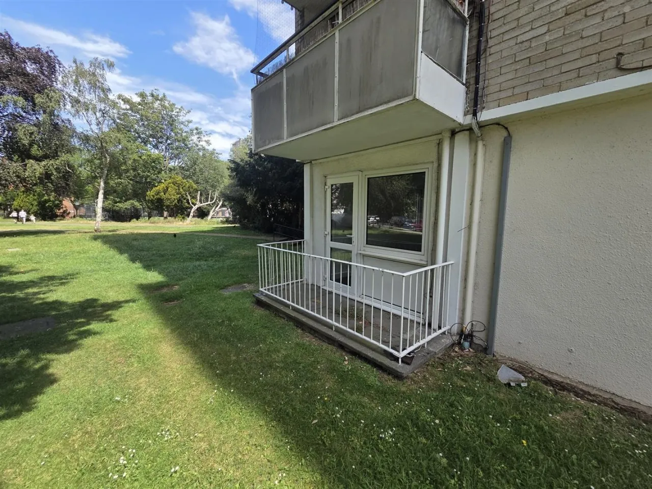 Wanborough Drive, London SW15, photo 5