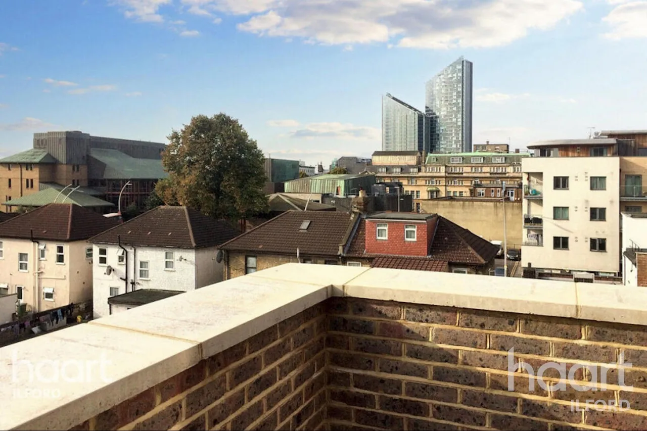 High Road, Ilford, IG1, photo 15