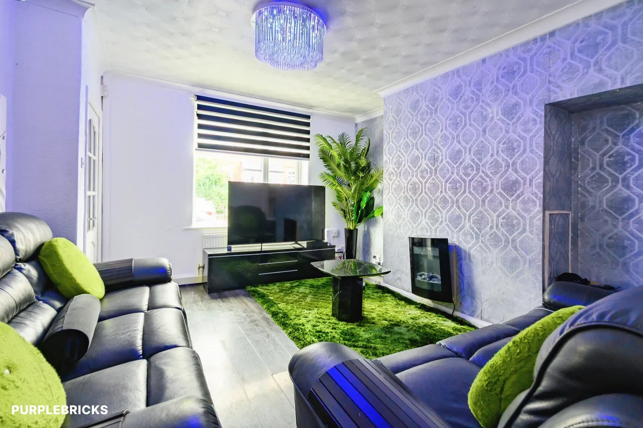 Tennyson Road, Manchester, M24, photo 2