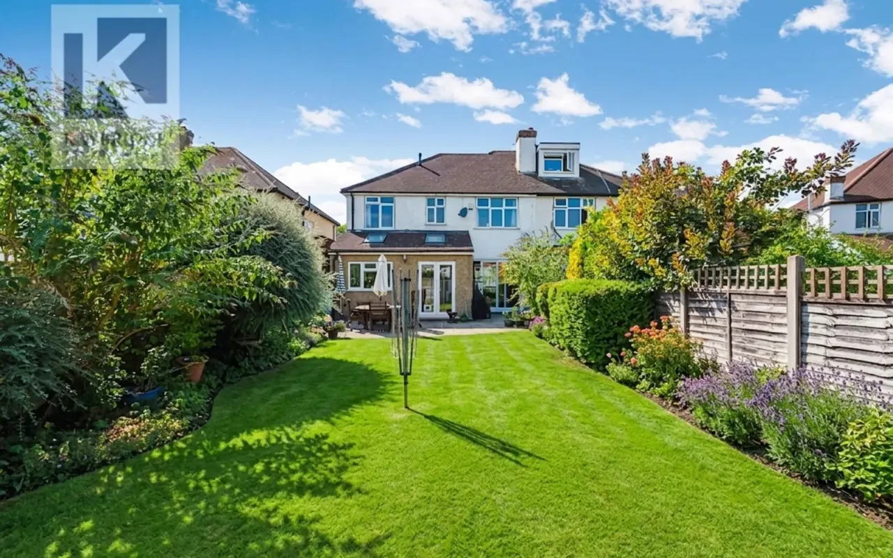 Stoneleigh Avenue, Worcester Park, KT4, photo 15