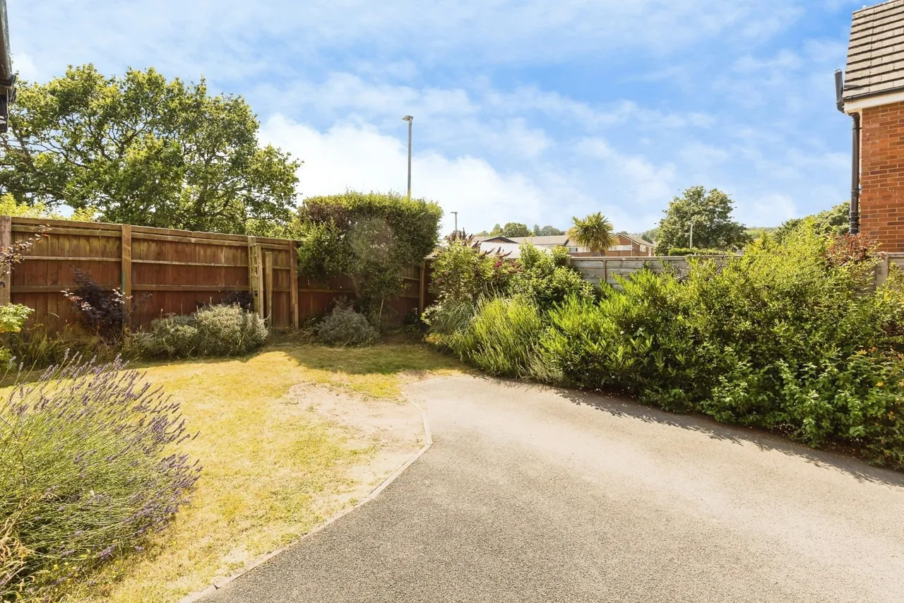 Heulfan Way, Gwersyllt, LL11, photo 16