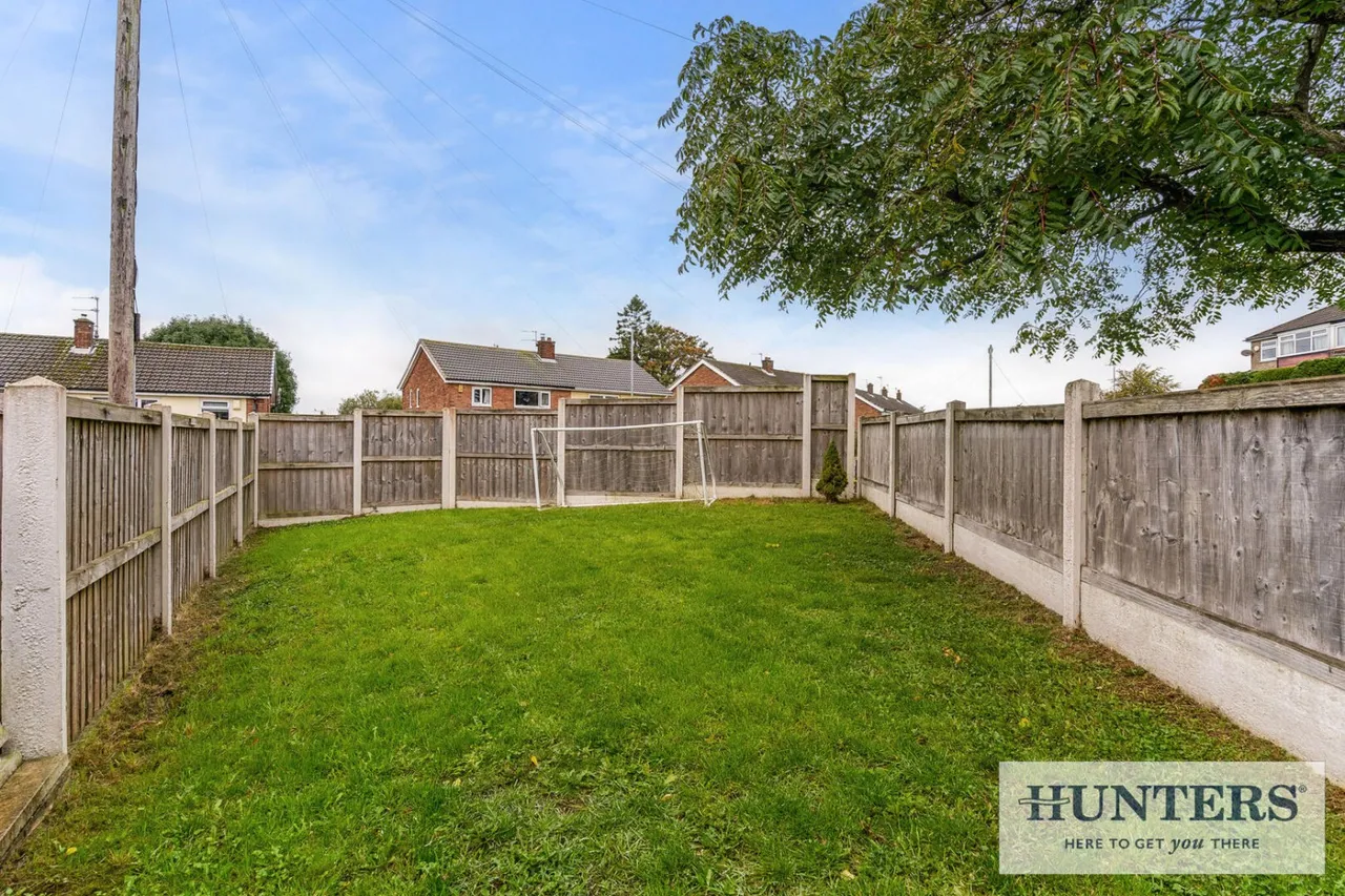 Coppice Wood Avenue, Yeadon, LS19, photo 19