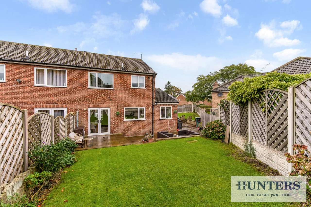 Coppice Wood Avenue, Yeadon, LS19, photo 13