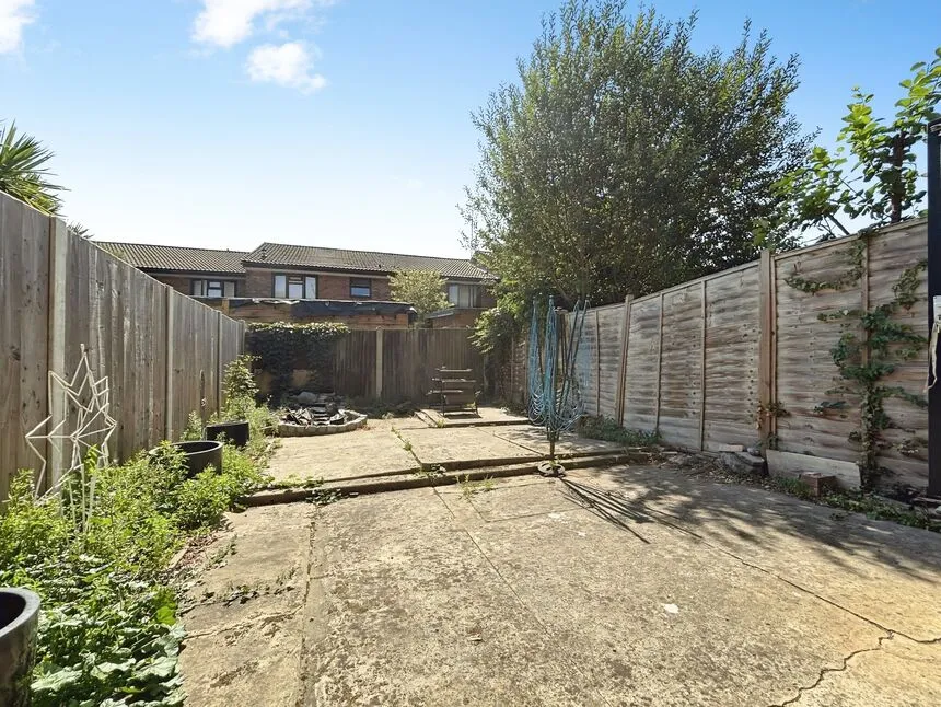 Exning Road, London, E16, photo 6