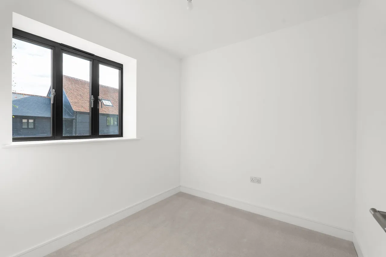Dunmow Road, Hatfield Heath, CM22, photo 13