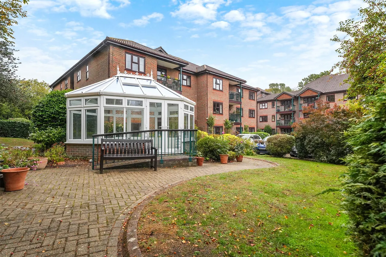 Wraymead Place, Reiga, RH2, photo 9