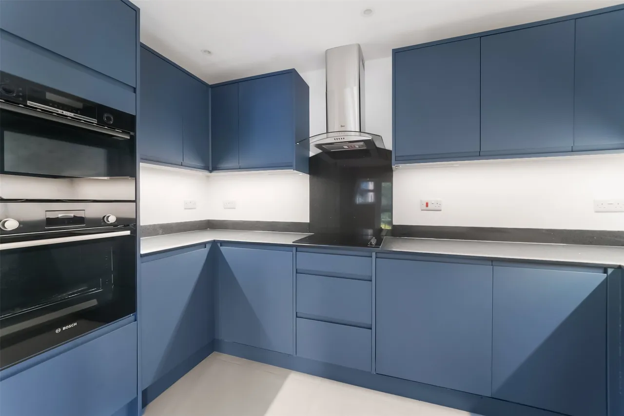 Wraymead Place, Reiga, RH2, photo 2