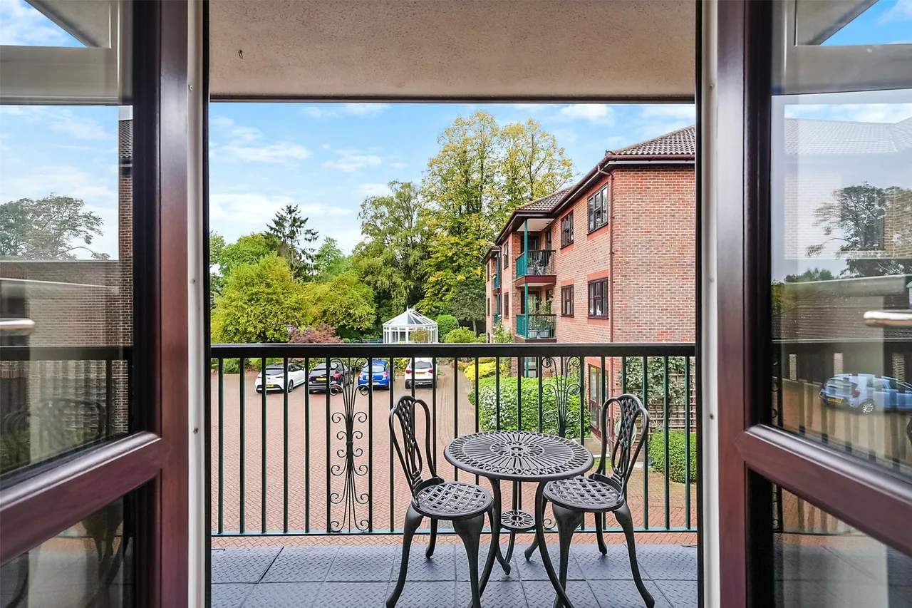 Wraymead Place, Reiga, RH2, photo 8