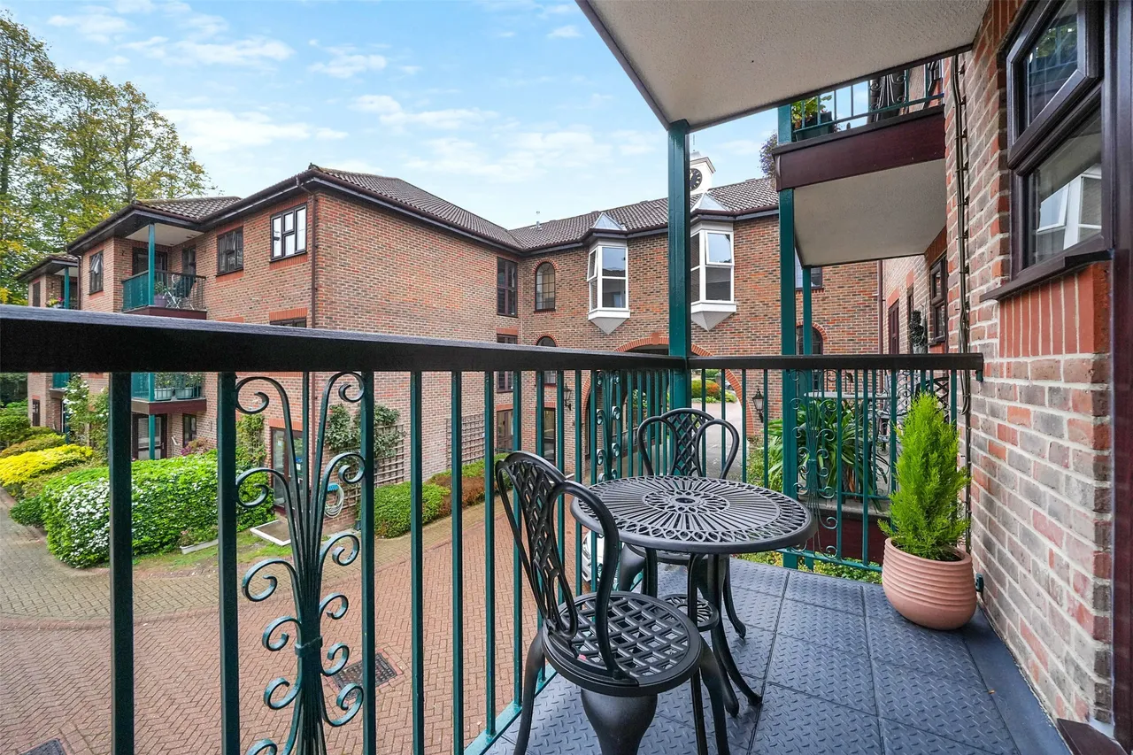 Wraymead Place, Reiga, RH2, photo 12