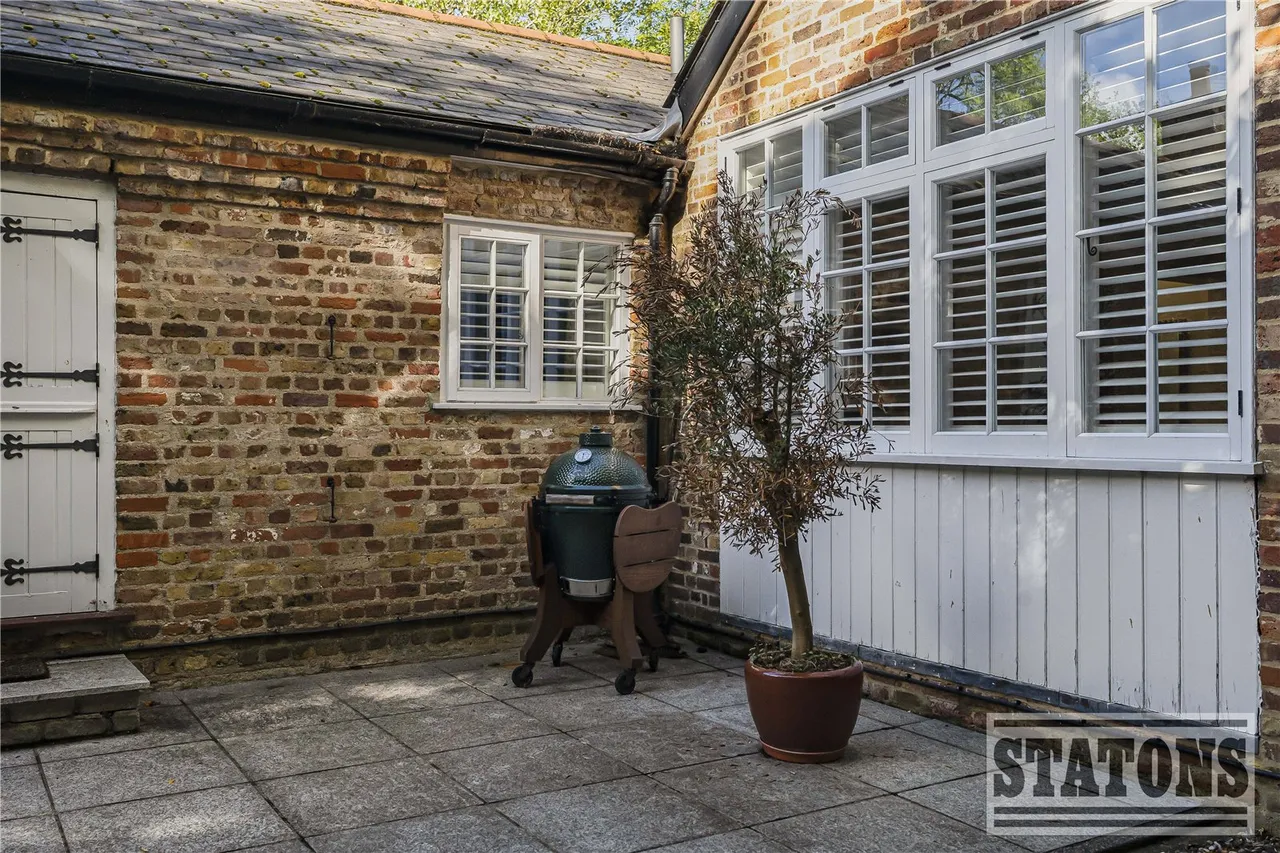 Dancers Lane, Bentley Heath, Hertfordshire, EN5 4RX, photo 20