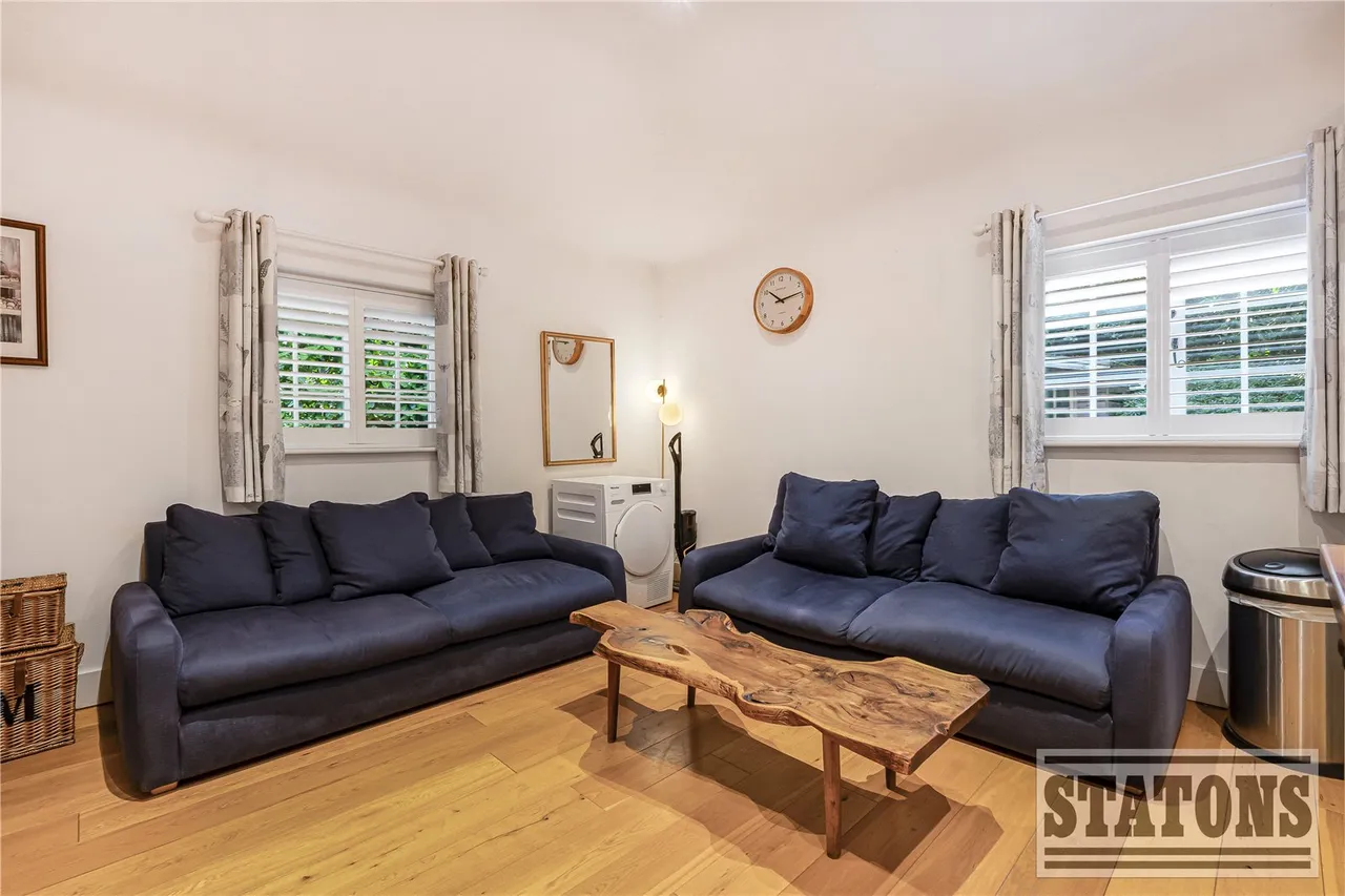 Dancers Lane, Bentley Heath, Hertfordshire, EN5 4RX, photo 4
