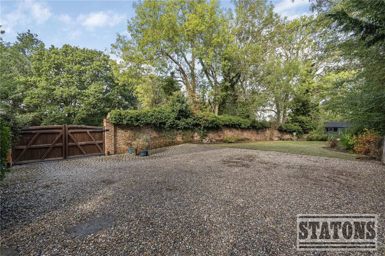 Dancers Lane, Bentley Heath, Hertfordshire, EN5 4RX, photo 18