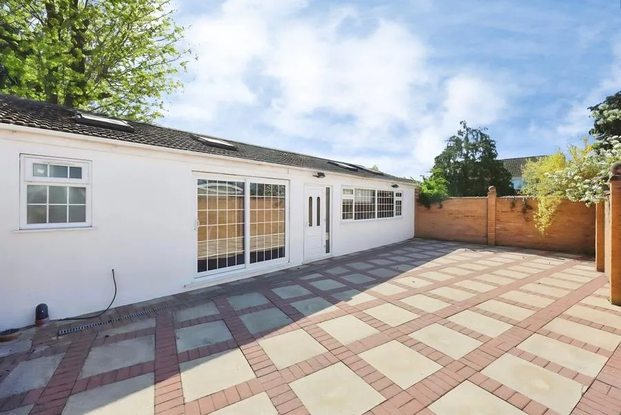 Fairway Avenue, West Drayton, UB7, photo 15