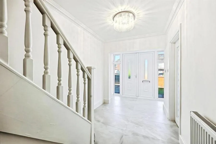 Fairway Avenue, West Drayton, UB7, photo 13