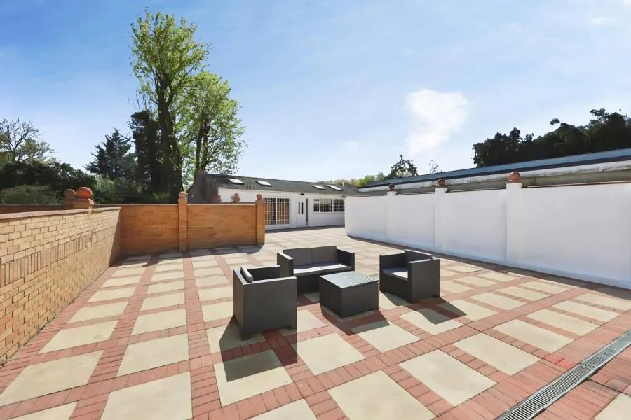 Fairway Avenue, West Drayton, UB7, photo 10