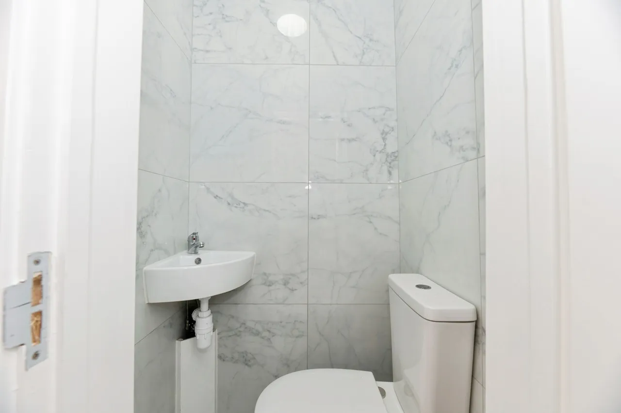 Church Street, Walton-on-Thames, KT12, photo 8