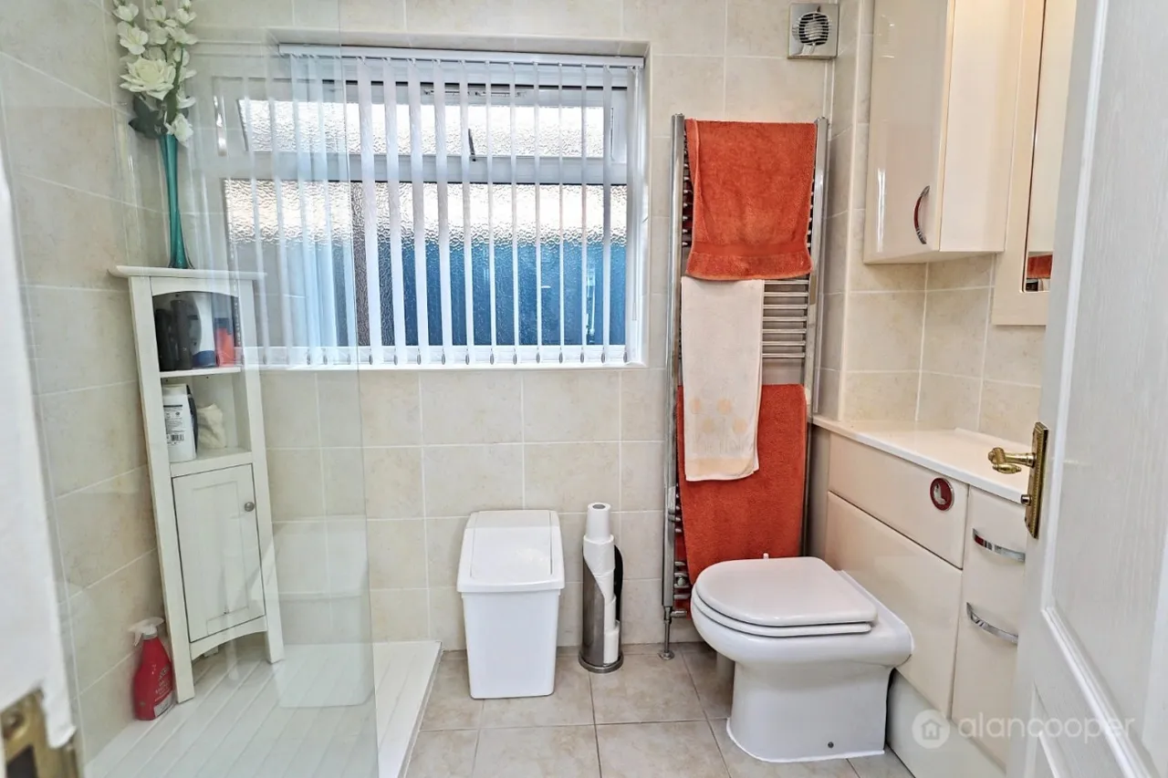 Leyland Road, Bulkington, CV12, photo 13