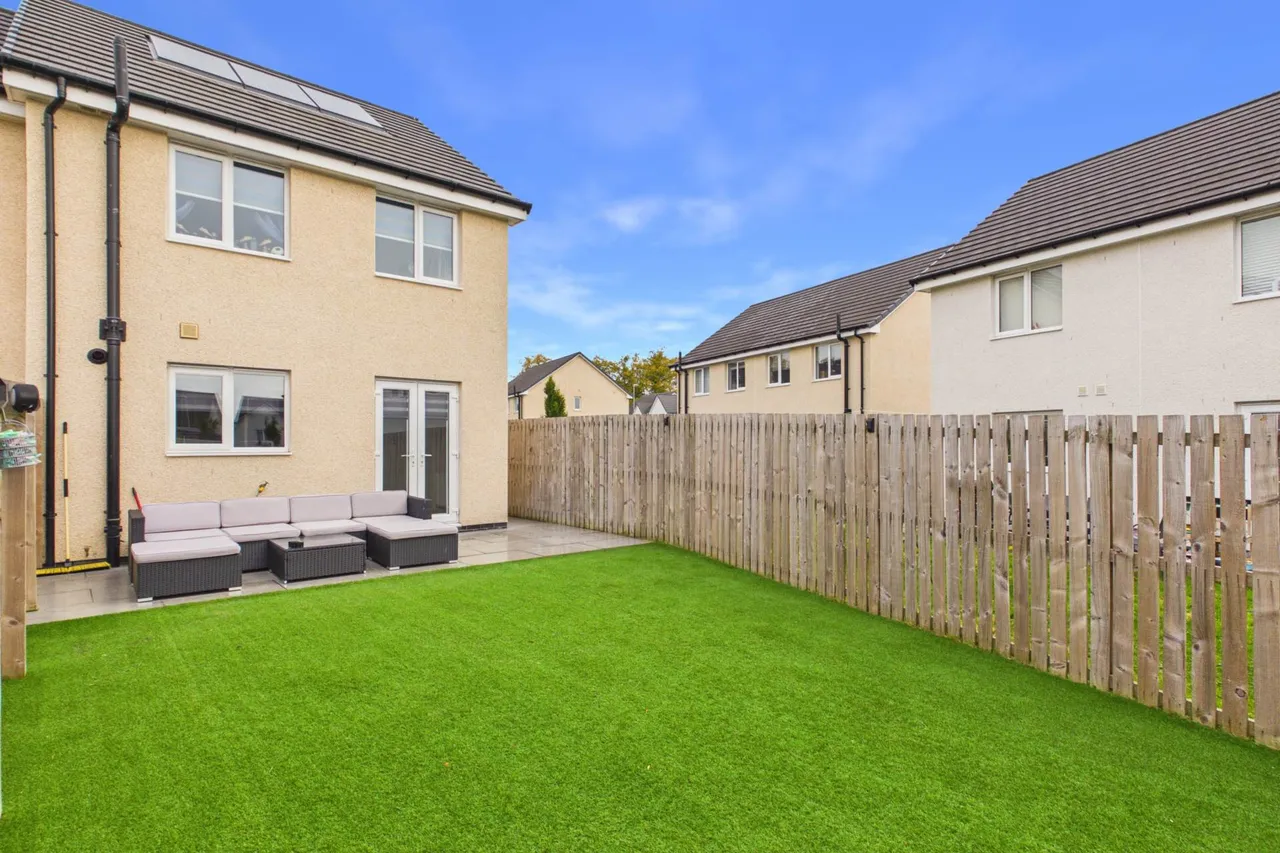 Olive Drive, Cleland, photo 24