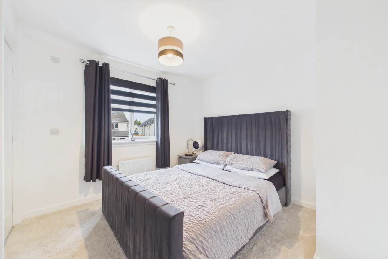 Olive Drive, Cleland, photo 12