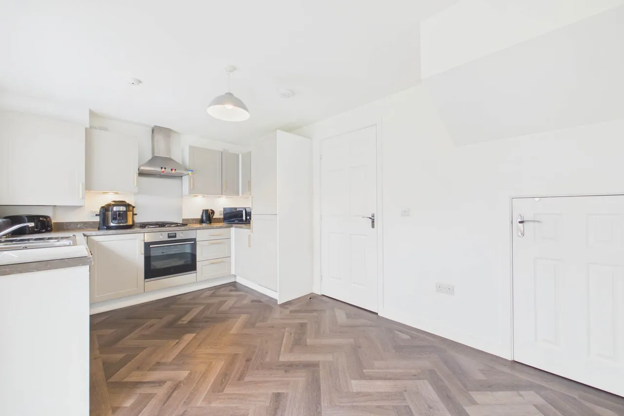 Olive Drive, Cleland, photo 8
