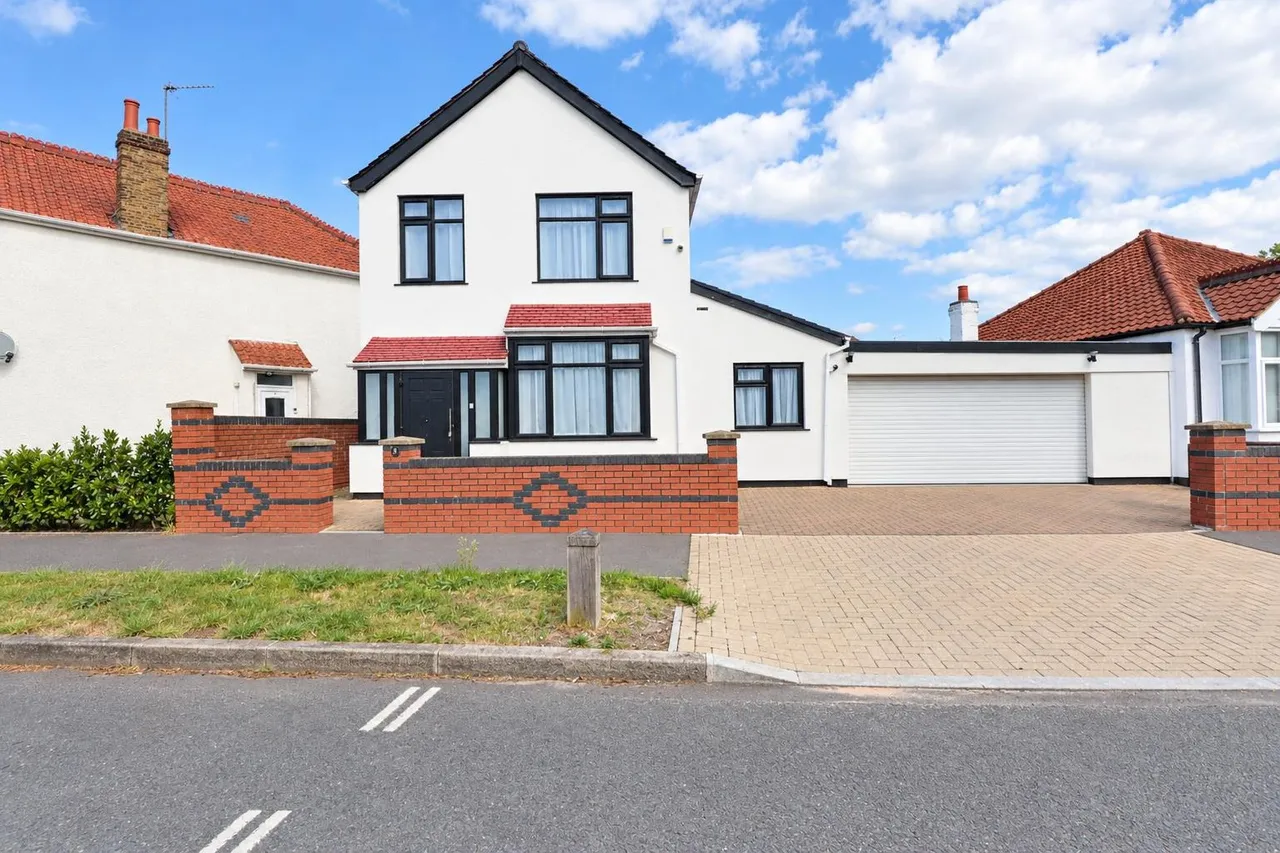 Sylvester Road, Wembley, HA0, photo 2