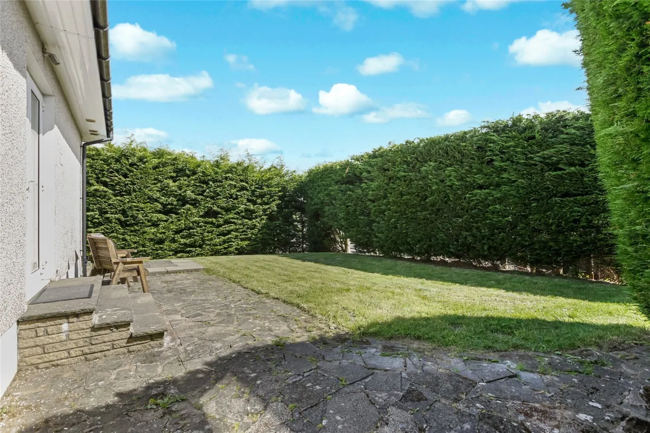Craighill Drive, Clarkston, Lanarkshire, G76, photo 18