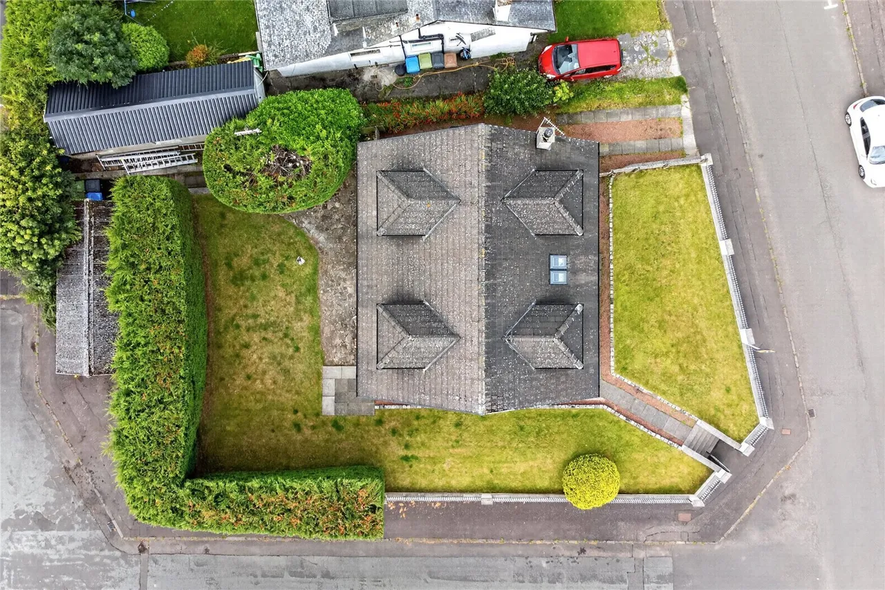 Craighill Drive, Clarkston, Lanarkshire, G76, photo 24
