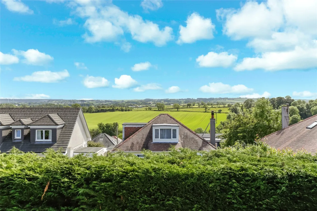 Craighill Drive, Clarkston, Lanarkshire, G76, photo 17