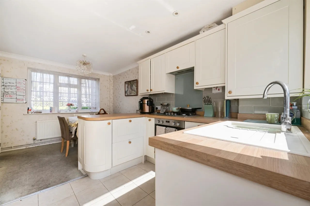 Olympic Way, Bishopstoke, SO50, photo 2