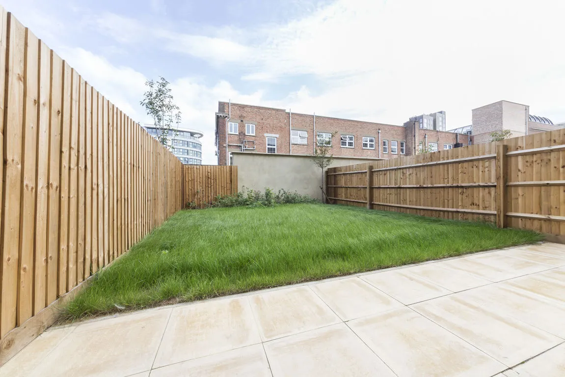Silverworks Close, Colindale, photo 9