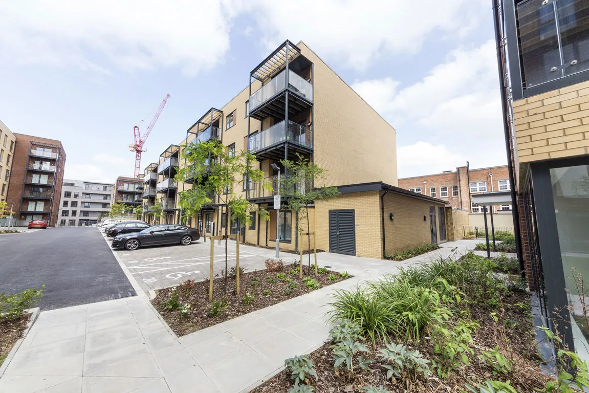 Silverworks Close, Colindale, photo 10