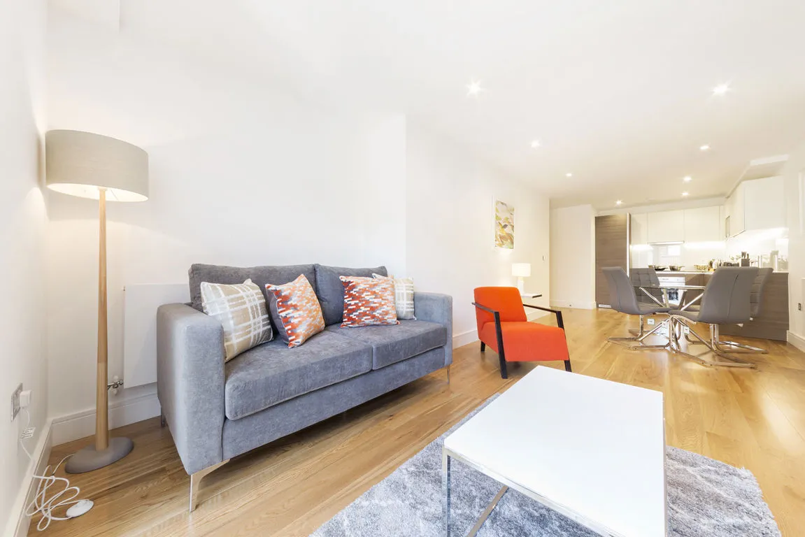 Silverworks Close, Colindale, photo 2