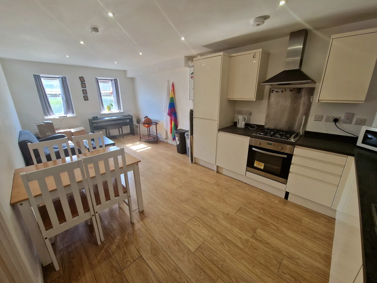 2 bed flat to rent — Bedford Heights, LU2
