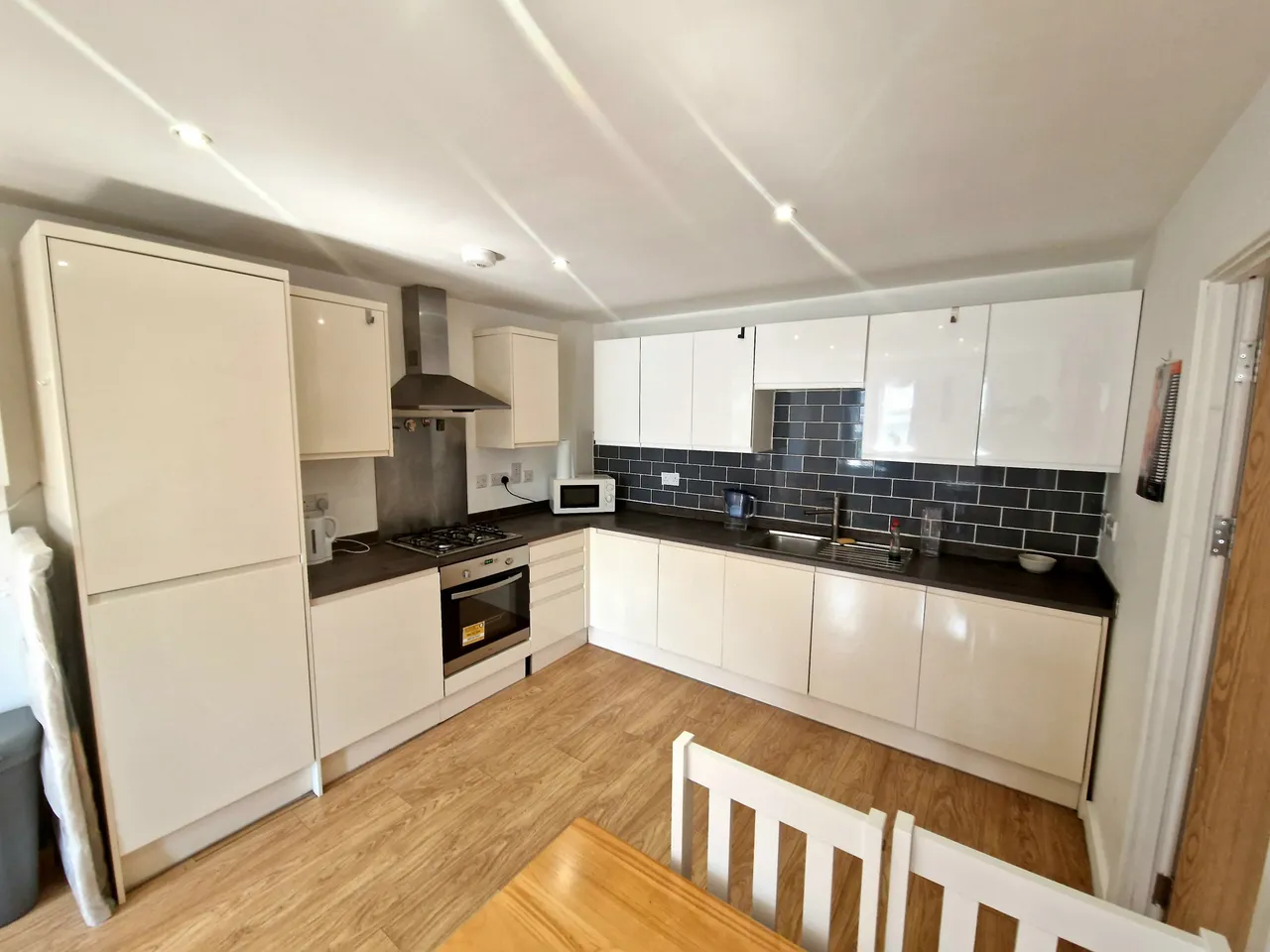 Bedford Heights, LU2, photo 2